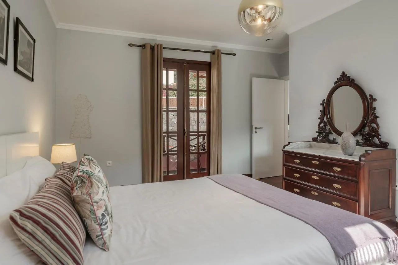 Casa Do Rosario By An Island Apart Sao Vicente